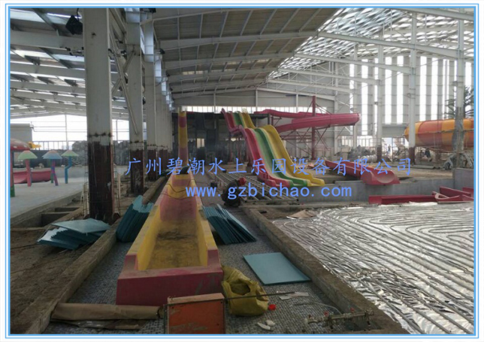 水上樂(lè)園設(shè)備廠家